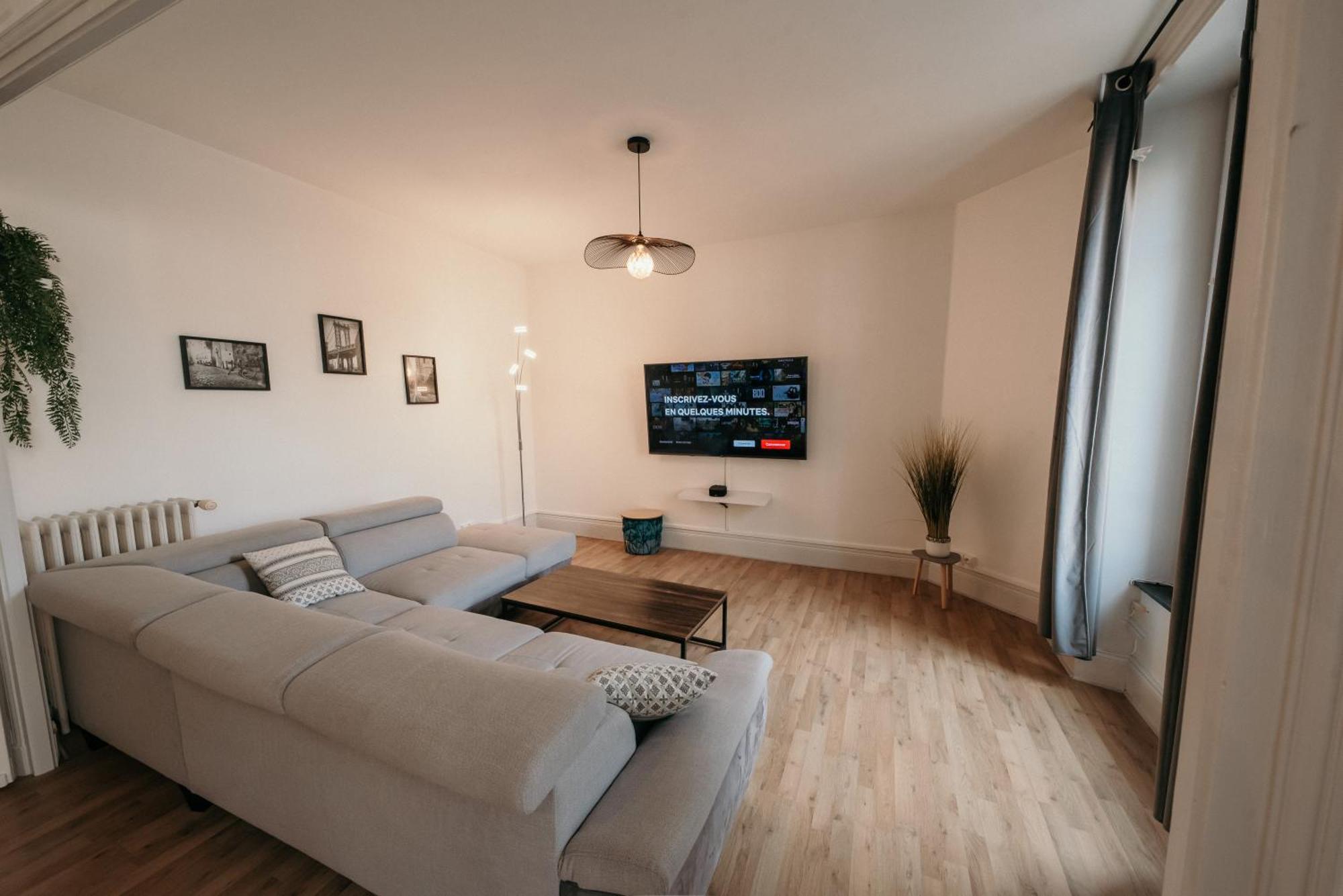 Appartement D'Alexandre Hyper Centre-Ville Шарлевиль-Мезьер Экстерьер фото